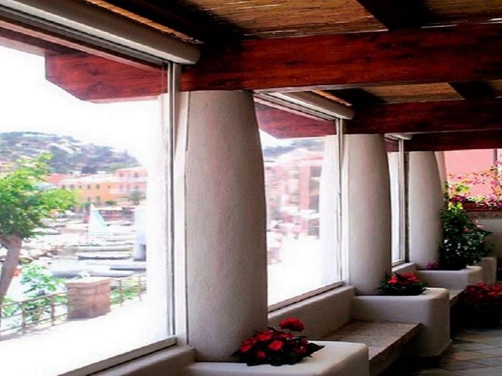 CHIUSURE PER TERRAZZI IN PVC CRISTAL